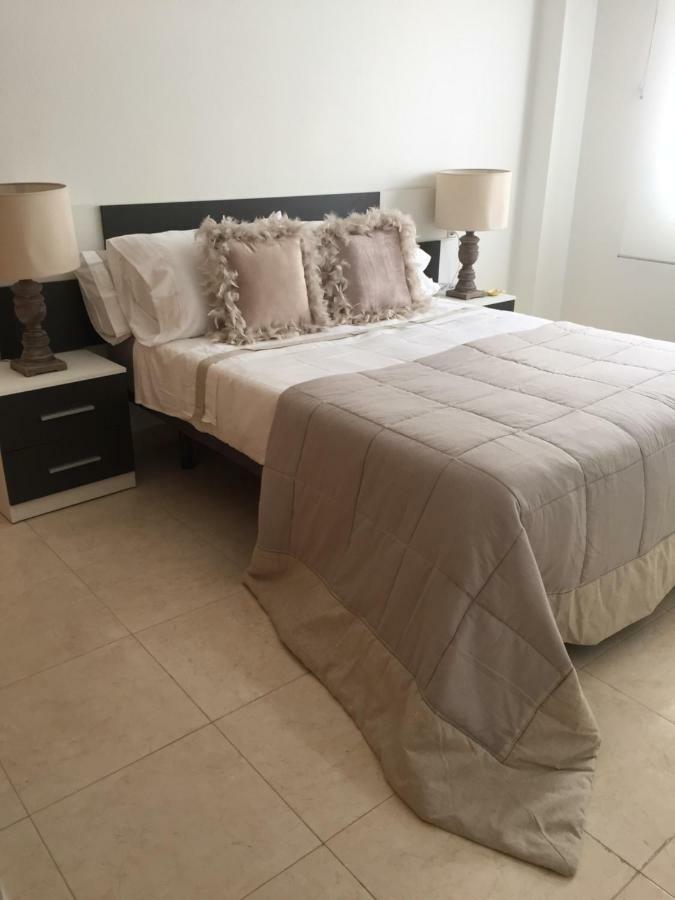 Residential Jardin Del Pintor - La Casa Amarilla Apartment Jacarilla Ngoại thất bức ảnh