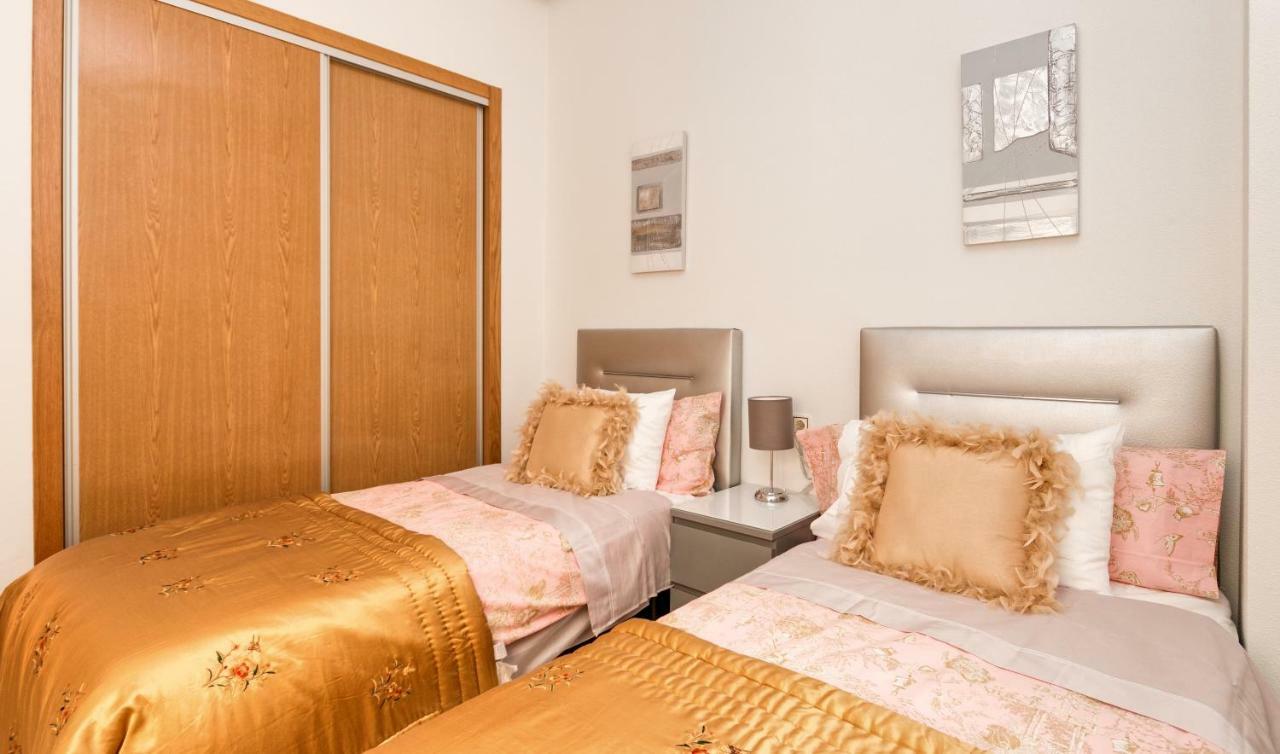 Residential Jardin Del Pintor - La Casa Amarilla Apartment Jacarilla Ngoại thất bức ảnh